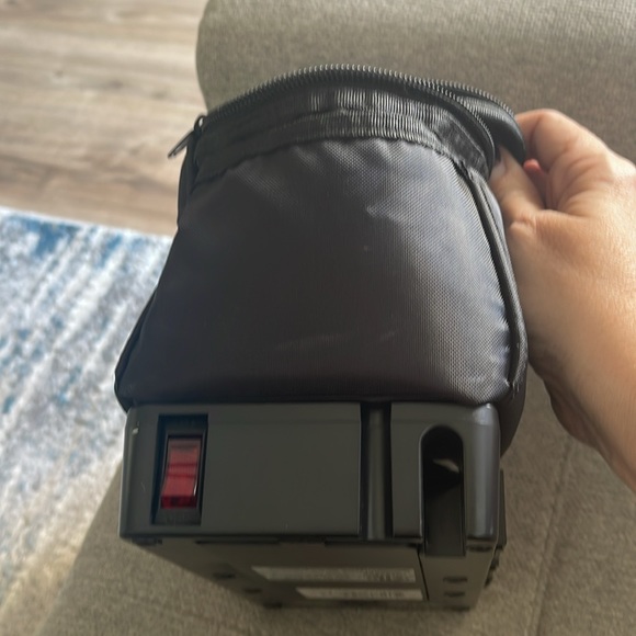 Intertek Charging Tote - Picture 3 of 5